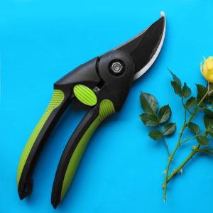 Ellen Sharp Bypass Pruning Shear